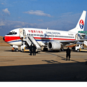 梧州西江机场货运航空快运业稳步发展的原因是什么？